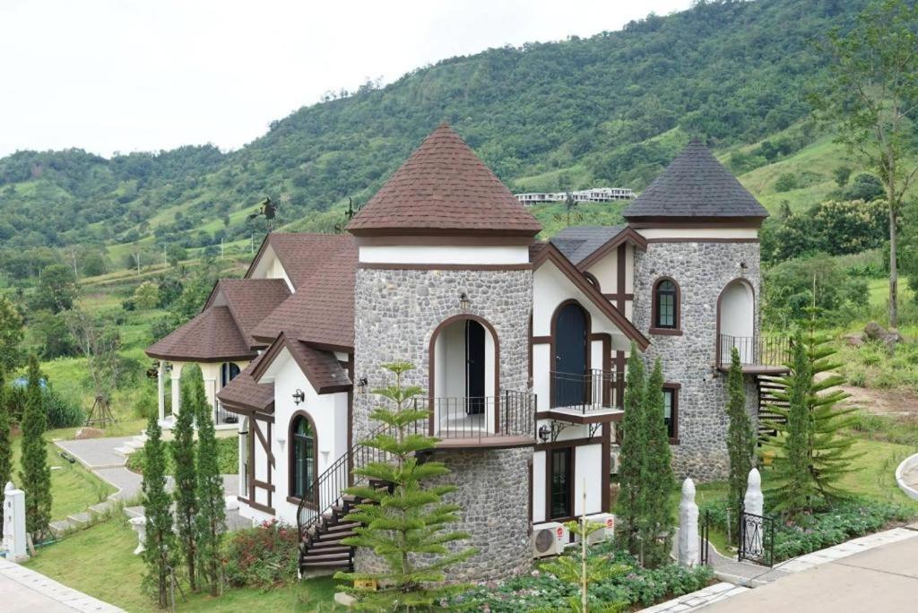 The Bluesky Resort @ Khao Kho Esterno foto